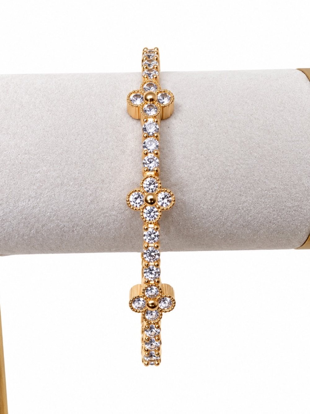 Clover Crystal Bangle - Gold